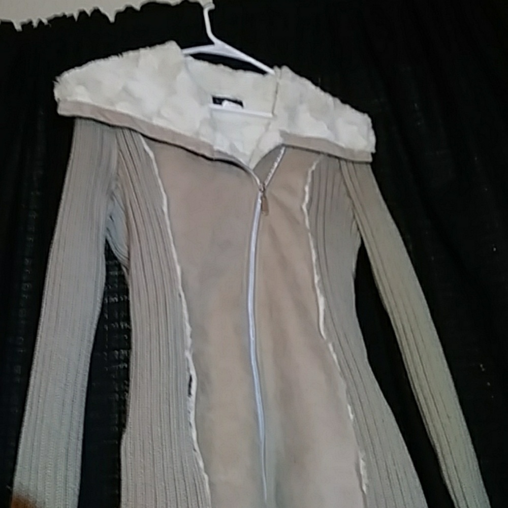 Venus sweater jacket